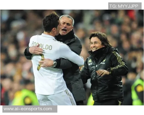 昔日队友重聚回忆C罗与卡雷拉斯内马尔与埃基蒂克梅西与西蒙斯的传奇故事 昔日队友重聚回忆C罗与卡雷拉斯内马尔与埃基蒂克梅西与西蒙斯的传奇故事