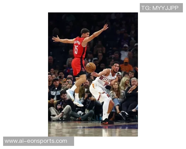 狄龙投篮失准表现平平18投仅中6球三分球命中率低迷 狄龙投篮失准表现平平18投仅中6球三分球命中率低迷