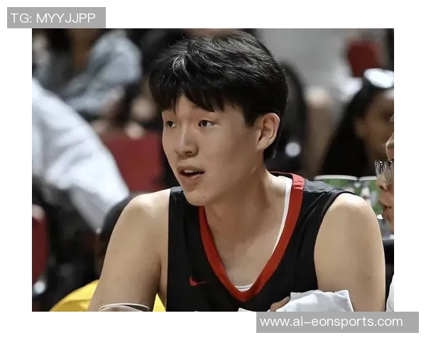 杨瀚森谈球队增重要求：我自然发展觉得自己挺好